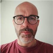 Profesor de Lengua Española y Literatura apto para todas las edades y niveles.